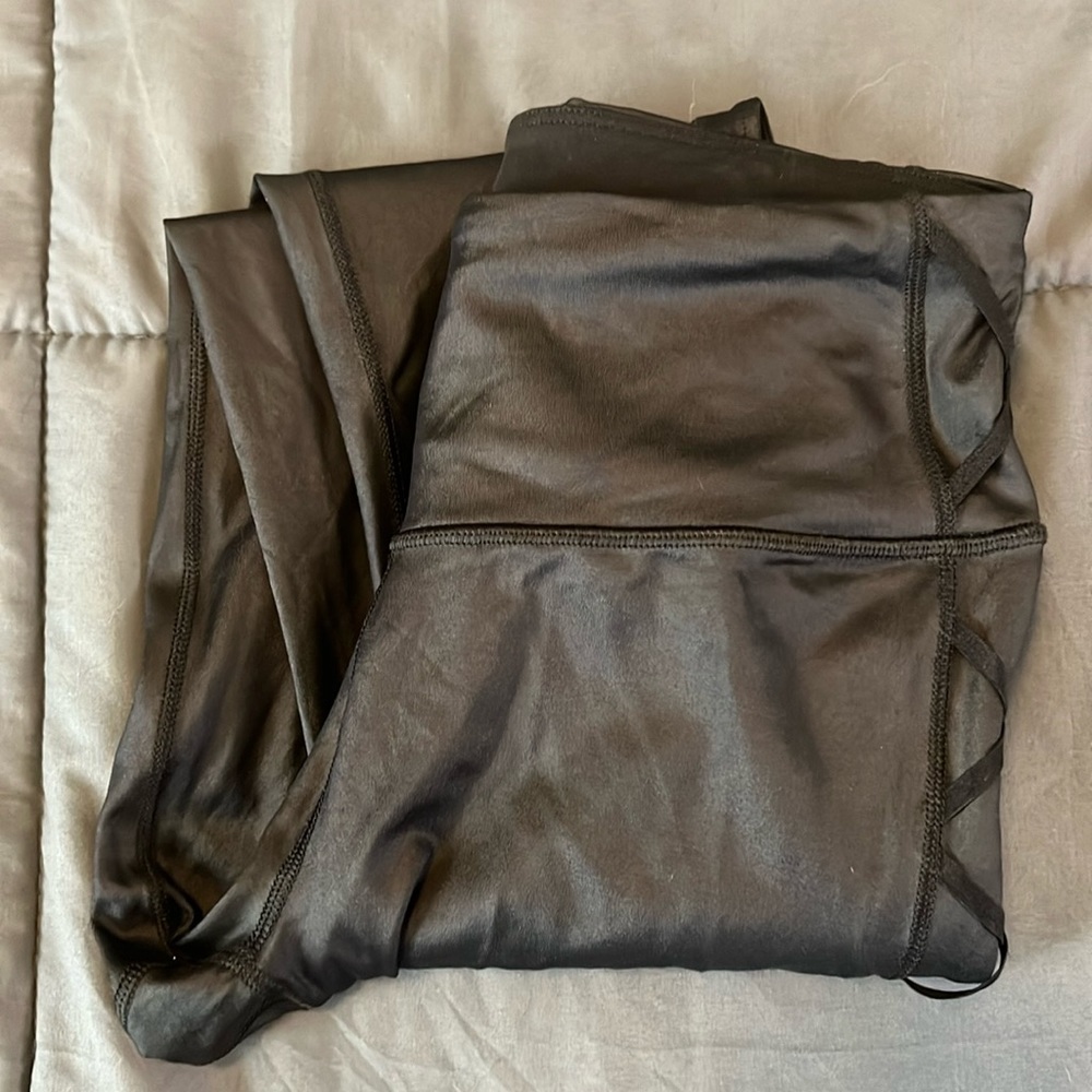 VS Knockout Legging Black Lace Up Size Small